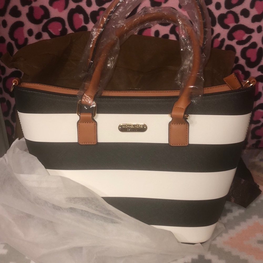 Michael Kors Smaller Tote